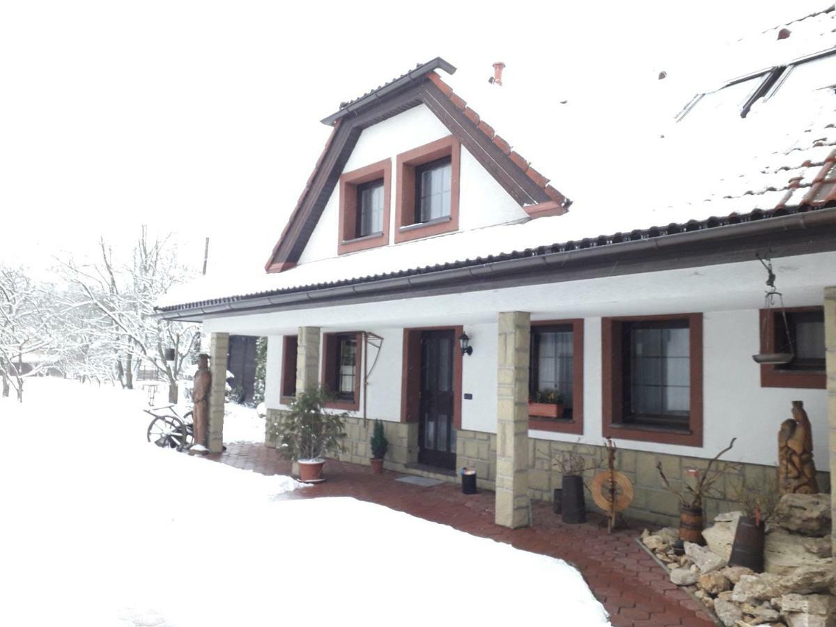 Bešeňová Apartman Kristina Ivachnova 49 מראה חיצוני תמונה